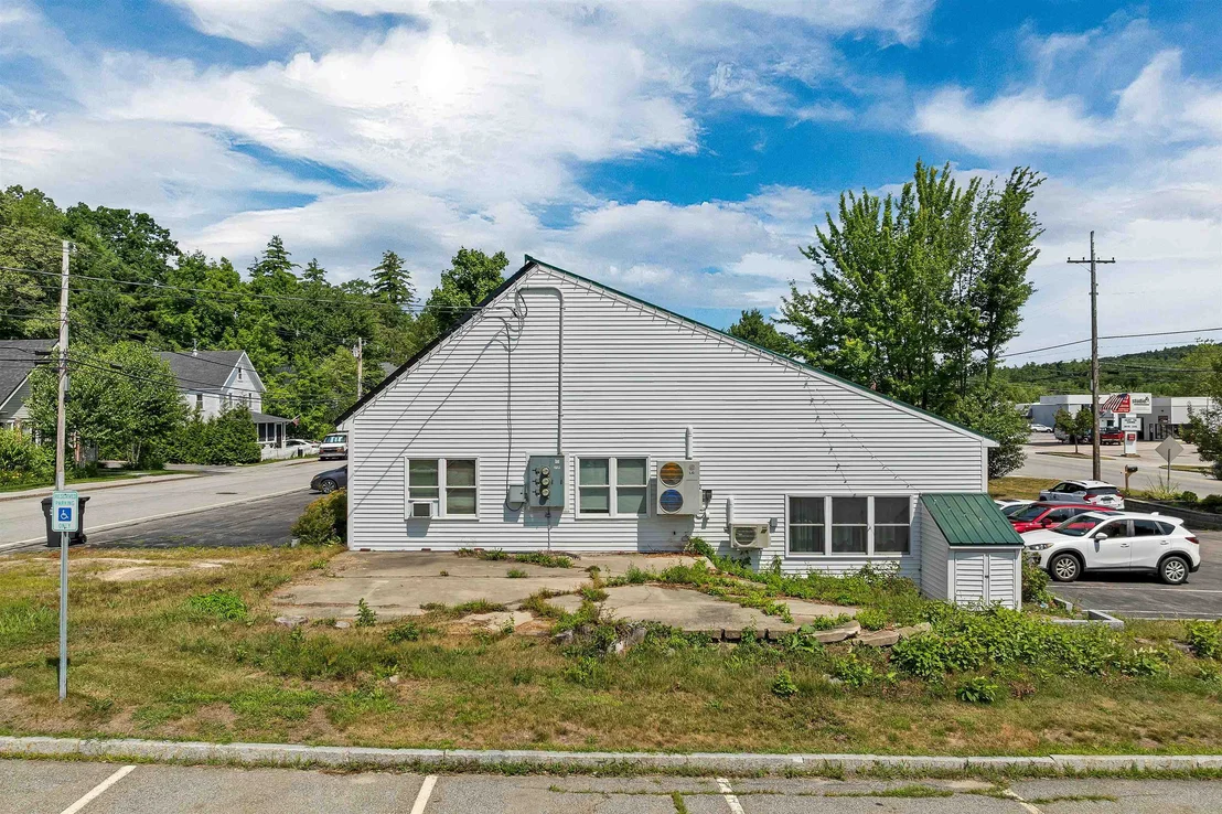 Photo of Unit E at 328 Daniel Webster