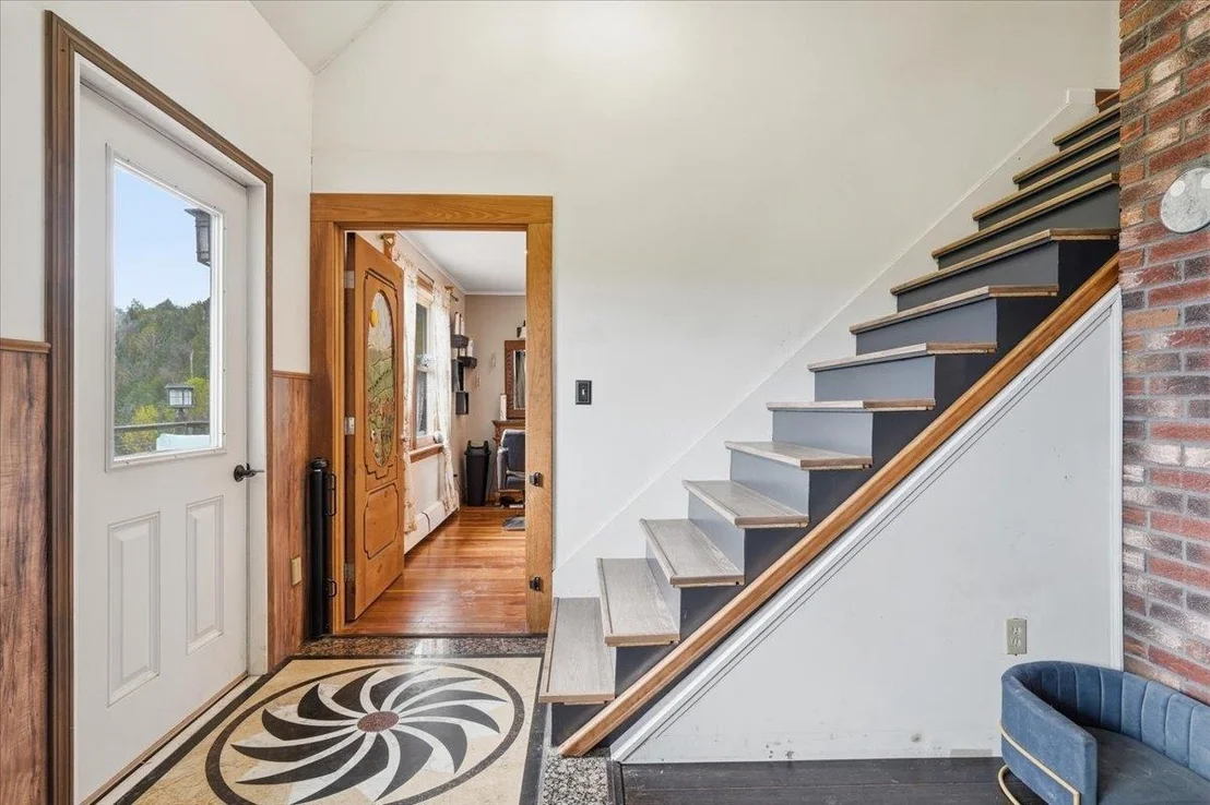 Photo of 33 Valley View