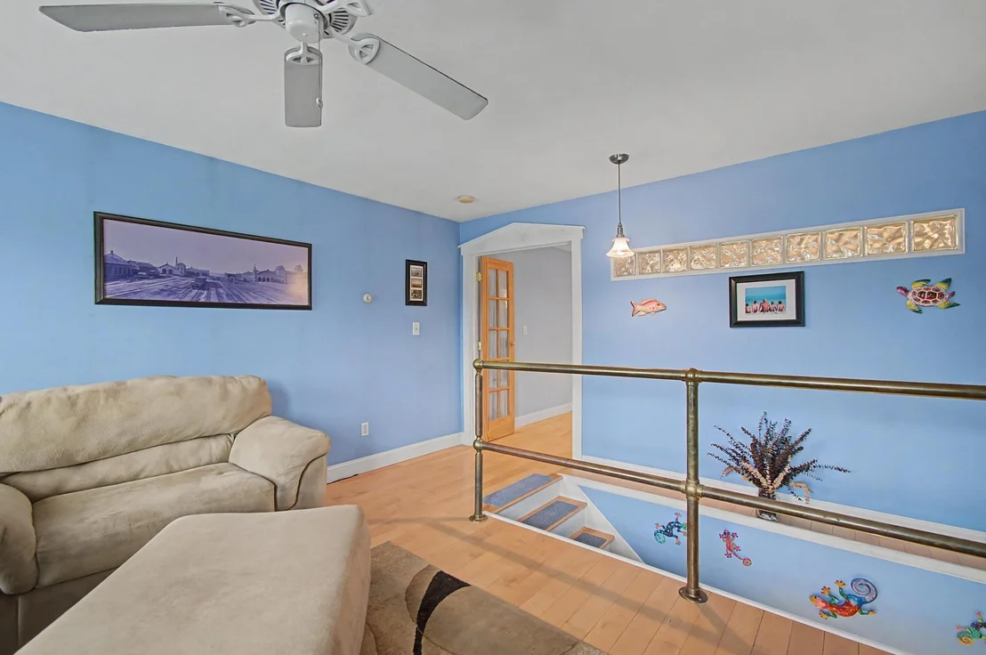 Photo of 2446 Carter Hill