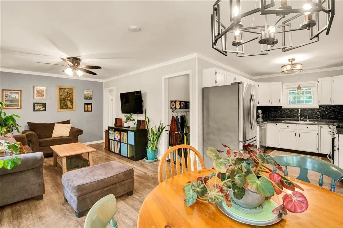 Photo of 63 Pine Hill