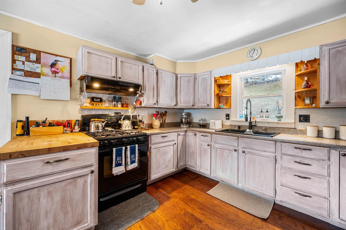 Photo of 684 Union Brook