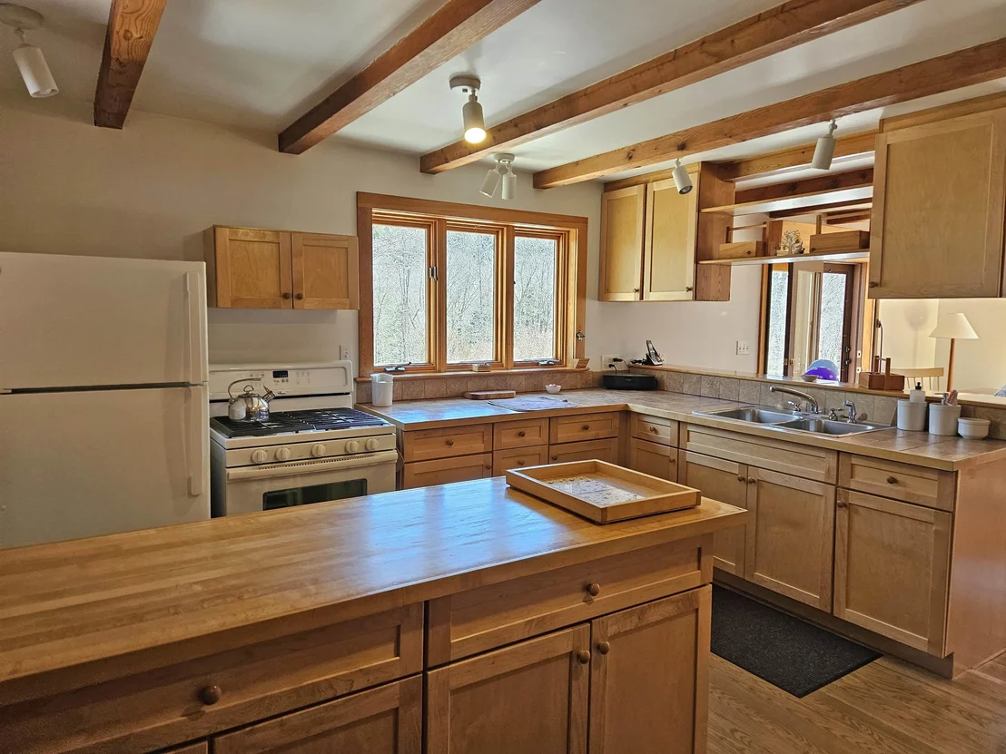 Photo of 1736 River