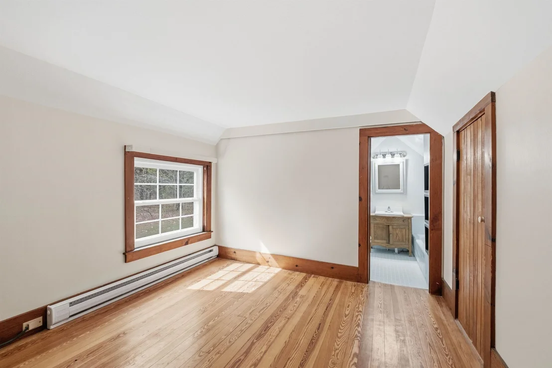 Photo of 275 Granite