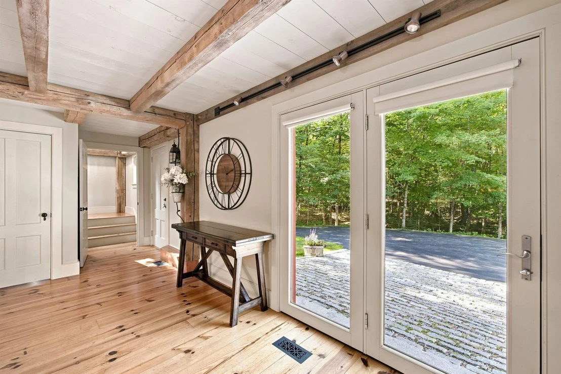 Photo of 369 Stoddard