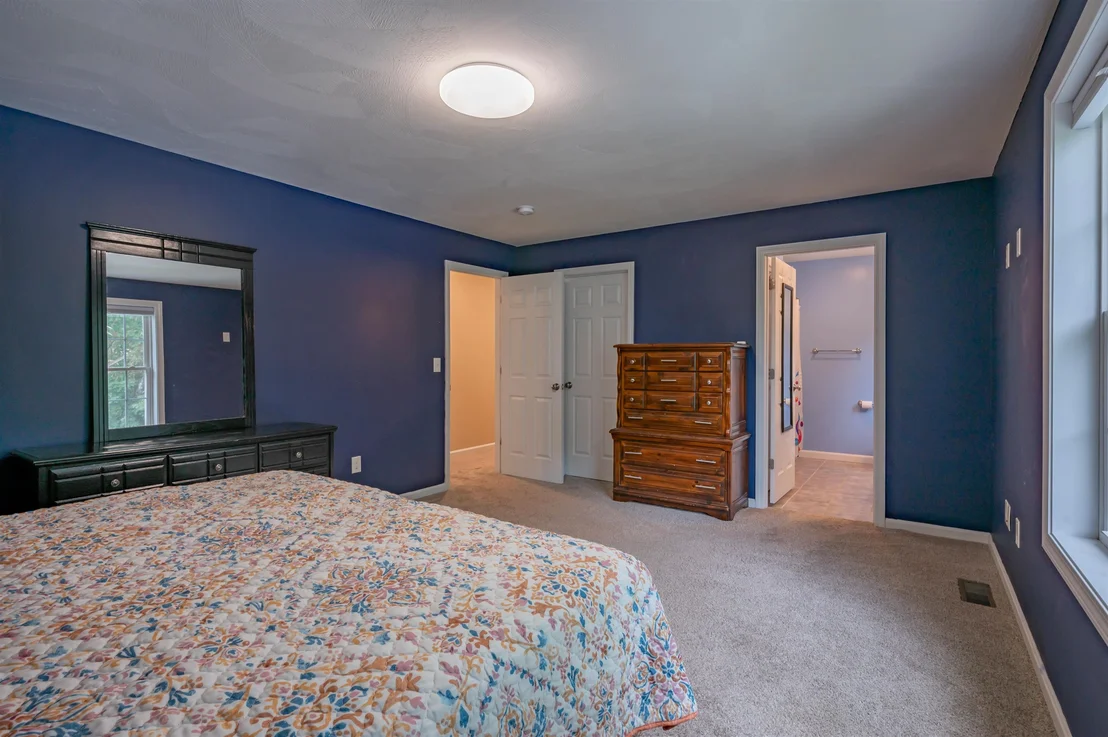 Photo of 885 Mason