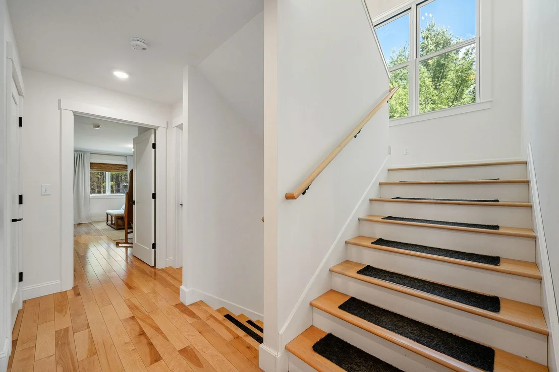 Photo of 17 Winding Brook