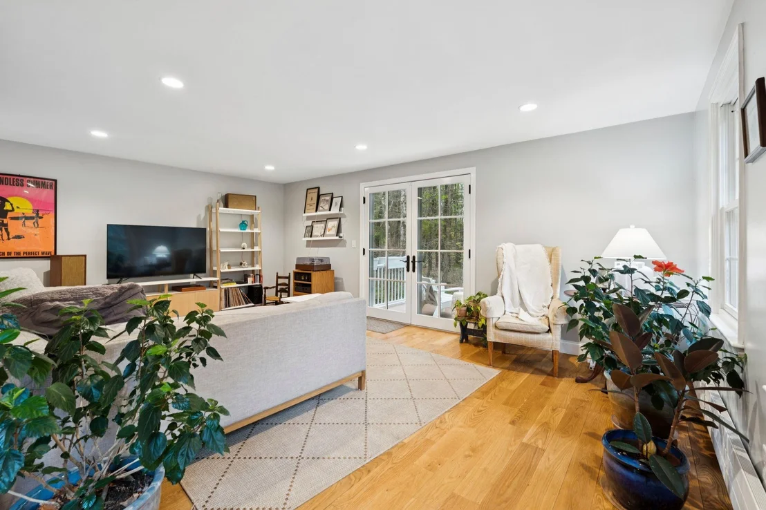 Photo of 12 Hemlock