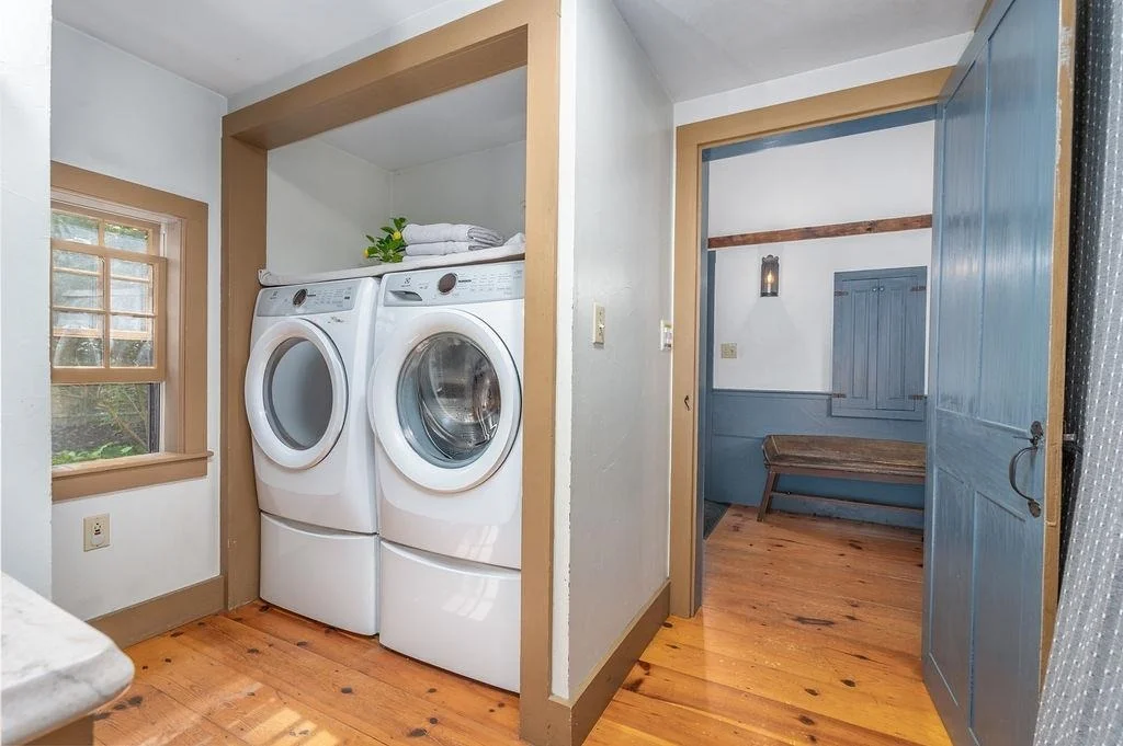 Photo of 129 Webster Mills