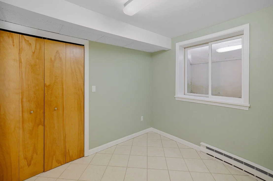 Photo of 4210 Harbor