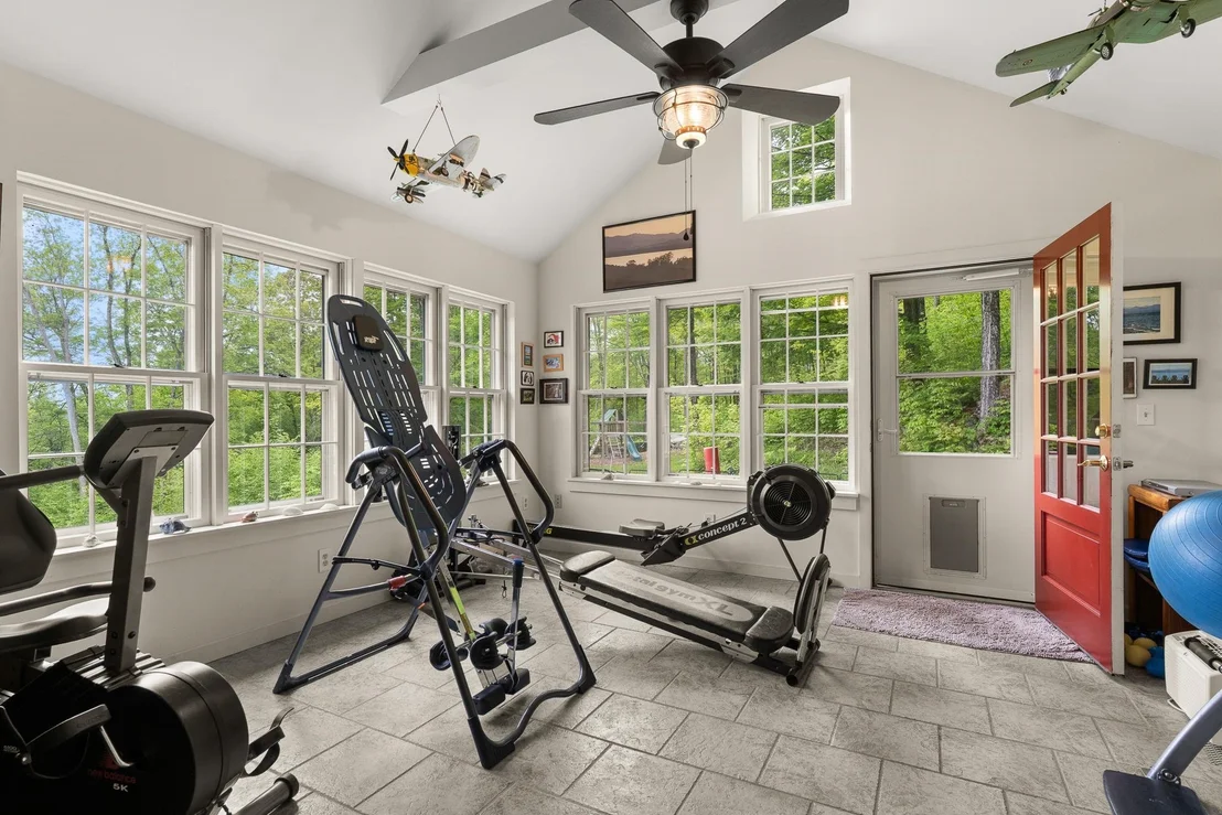 Photo of 515 Shattuck Hill