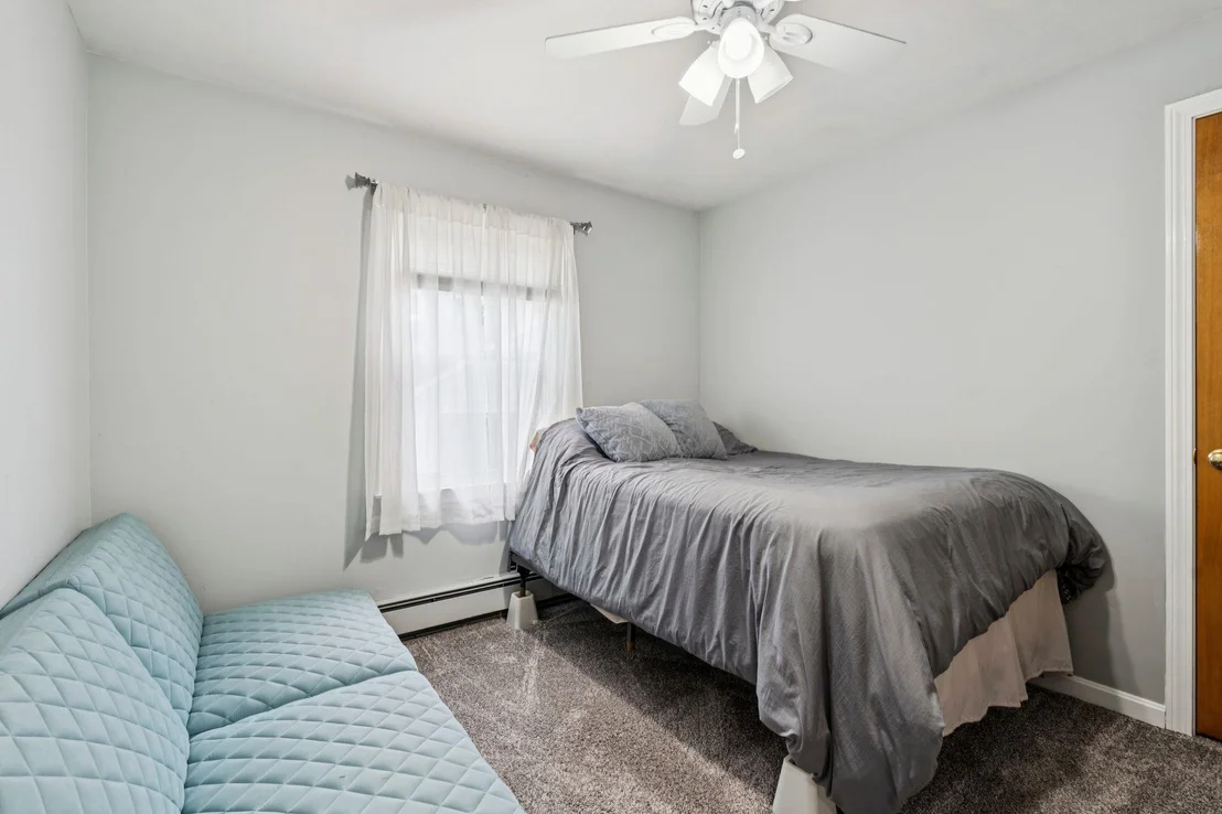 Photo of 37 Riverside