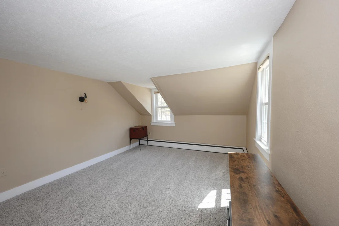 Photo of 401 Broad