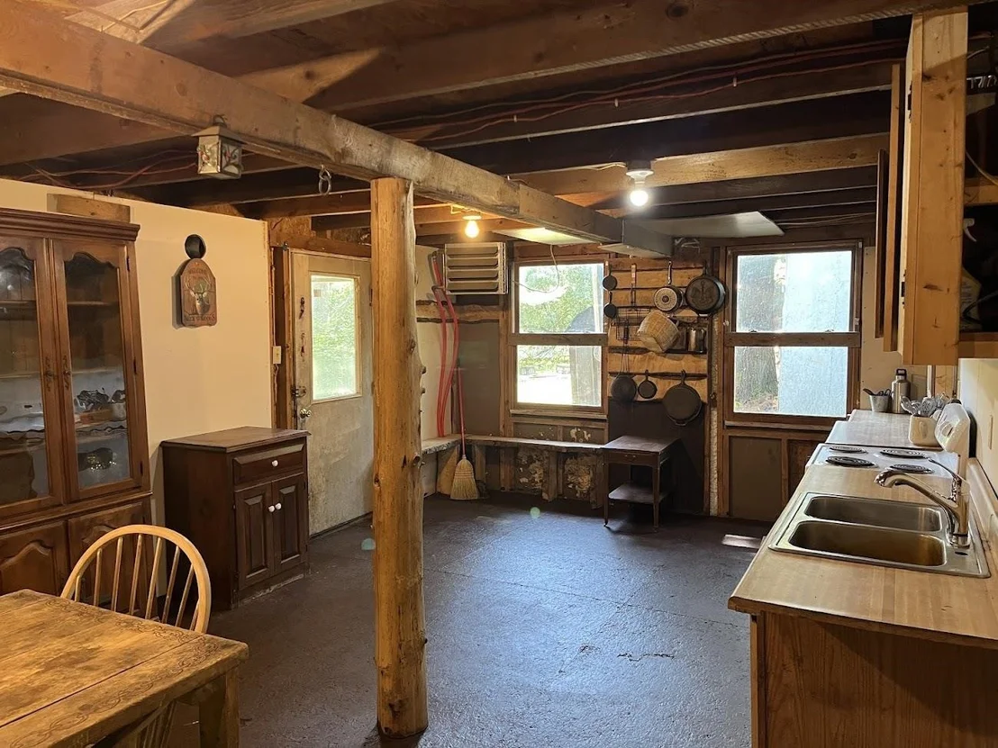 Photo of 424 Howse