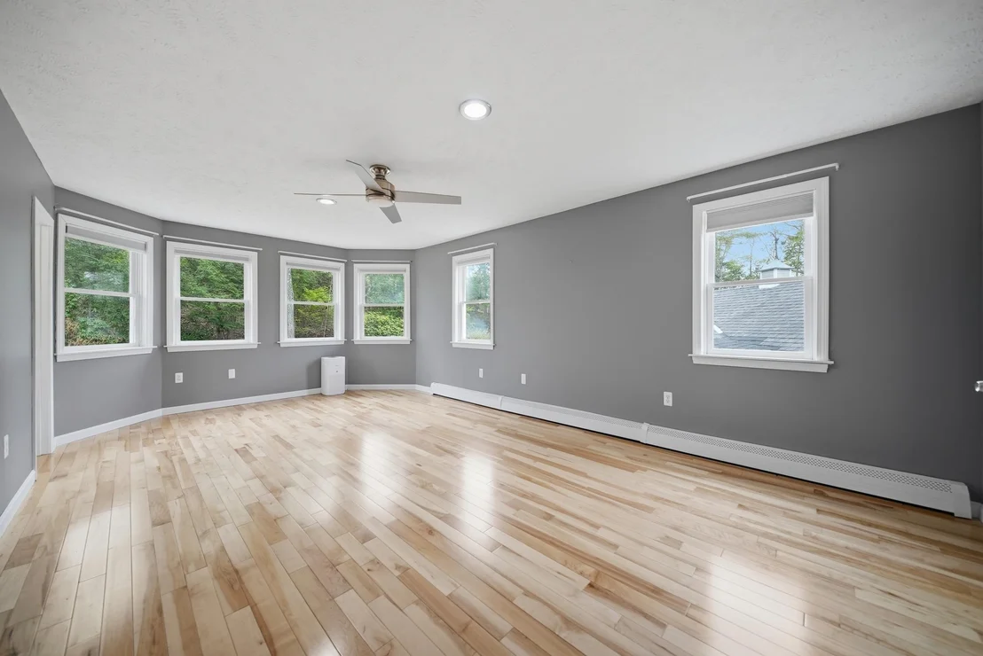 Photo of 142 Forestview