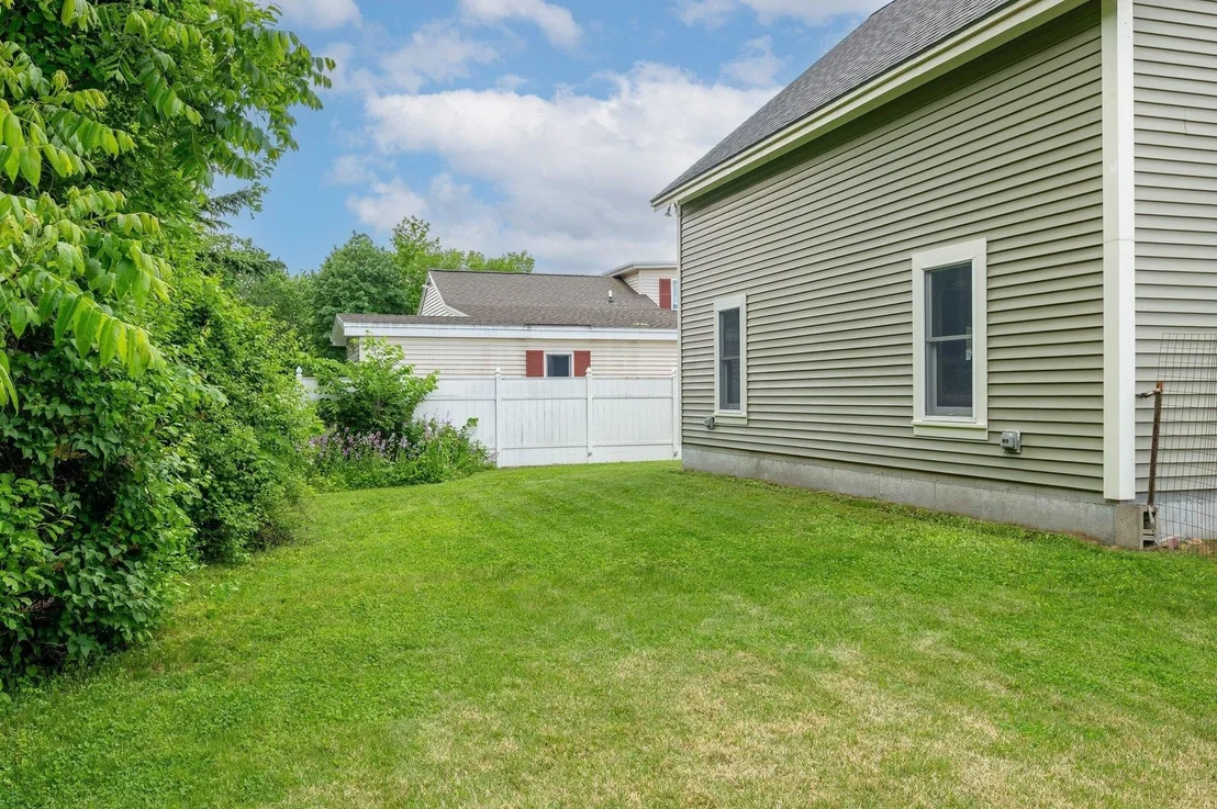 Photo of 17 Rogers