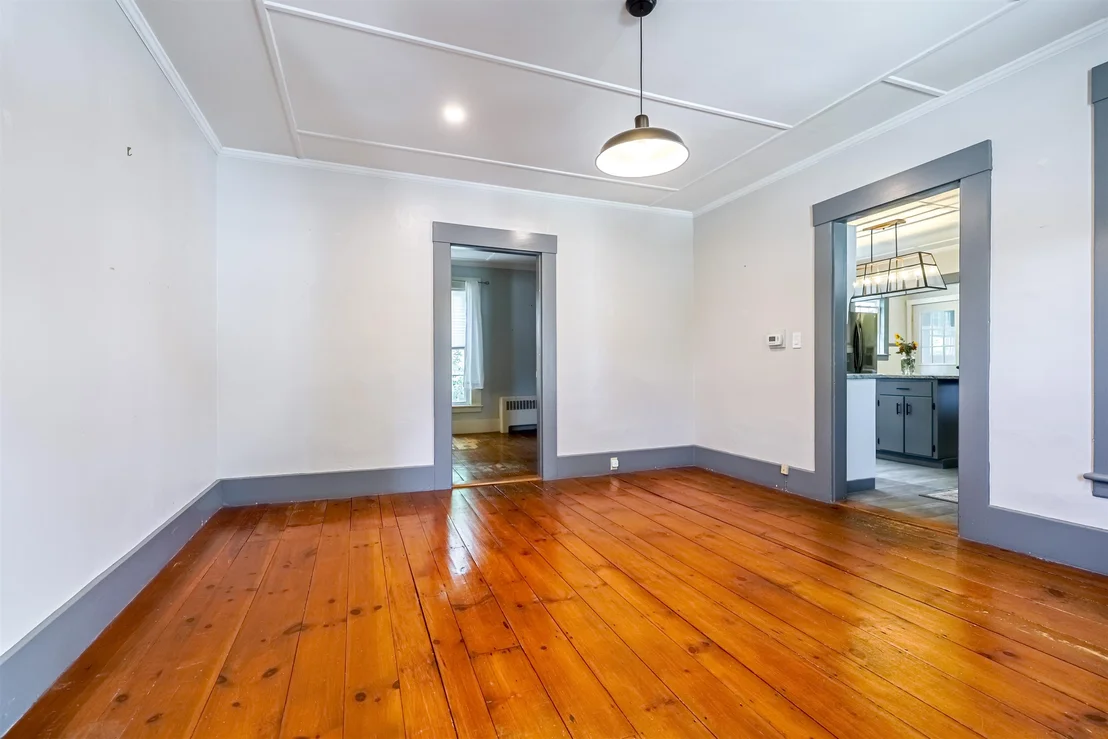 Photo of 8 Grove