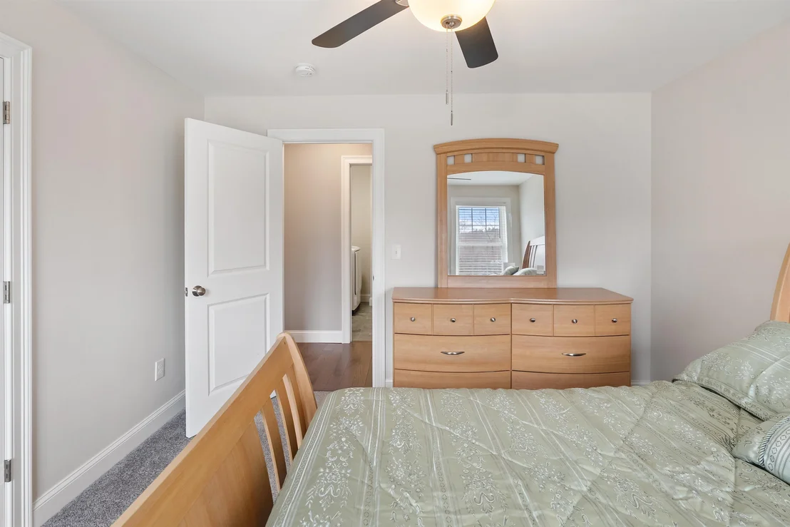 Photo of 44 Sheffield