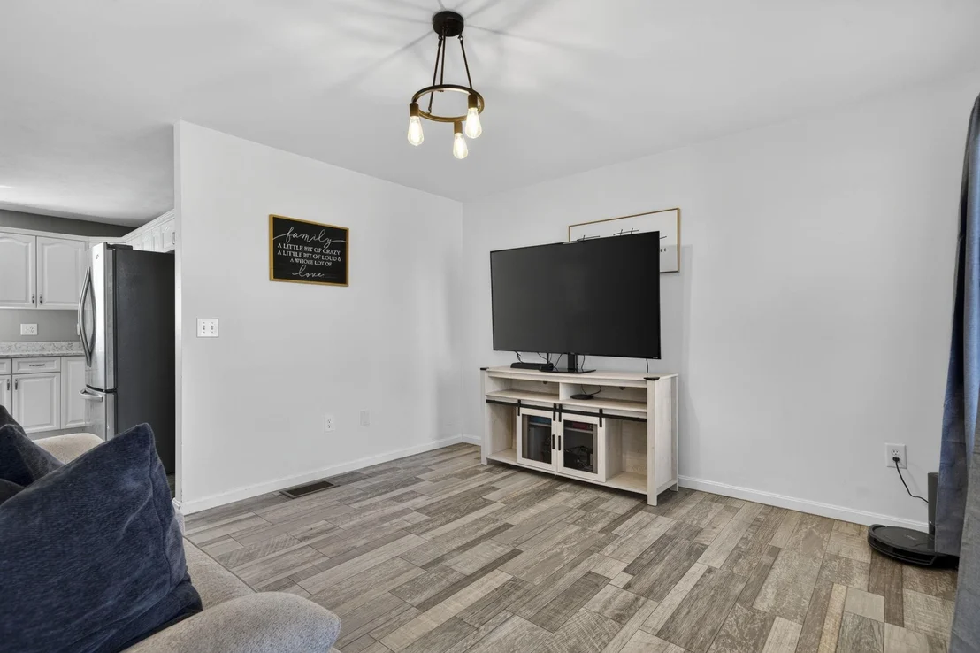 Photo of 54 Pine Hill