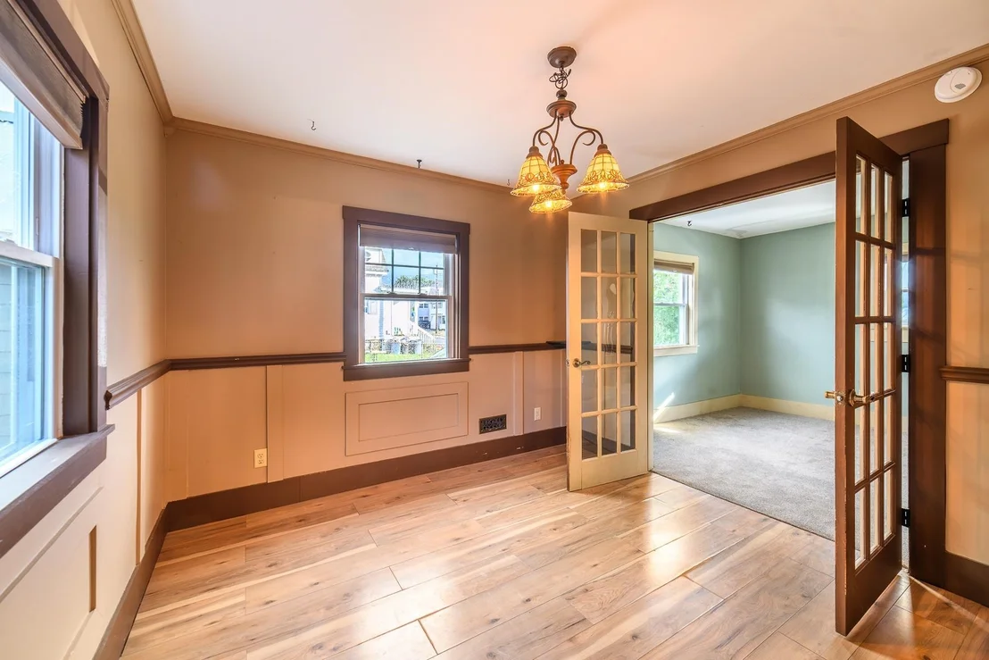 Photo of 266 Madison
