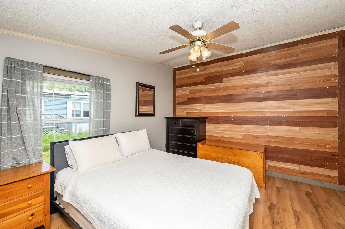 Photo of 446 Emerald