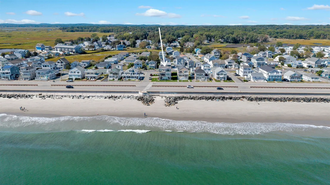 Photo of 741 Ocean