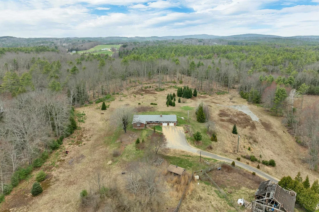 Photo of 44 Suncook Valley