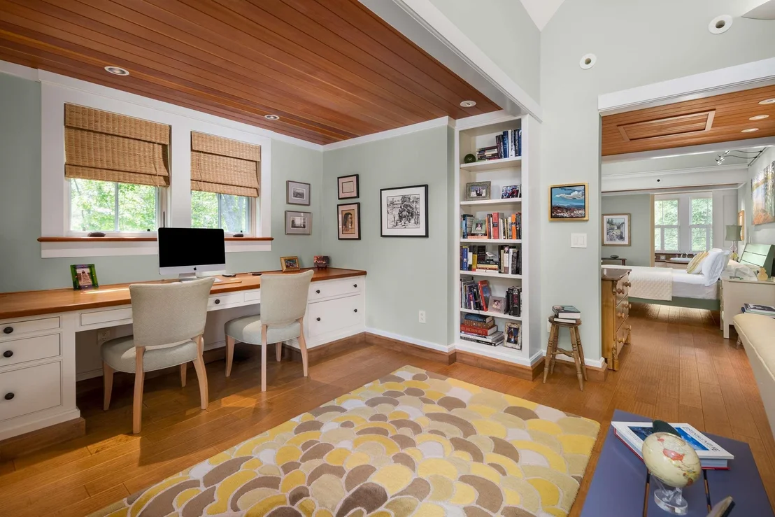 Photo of 6 Pebble