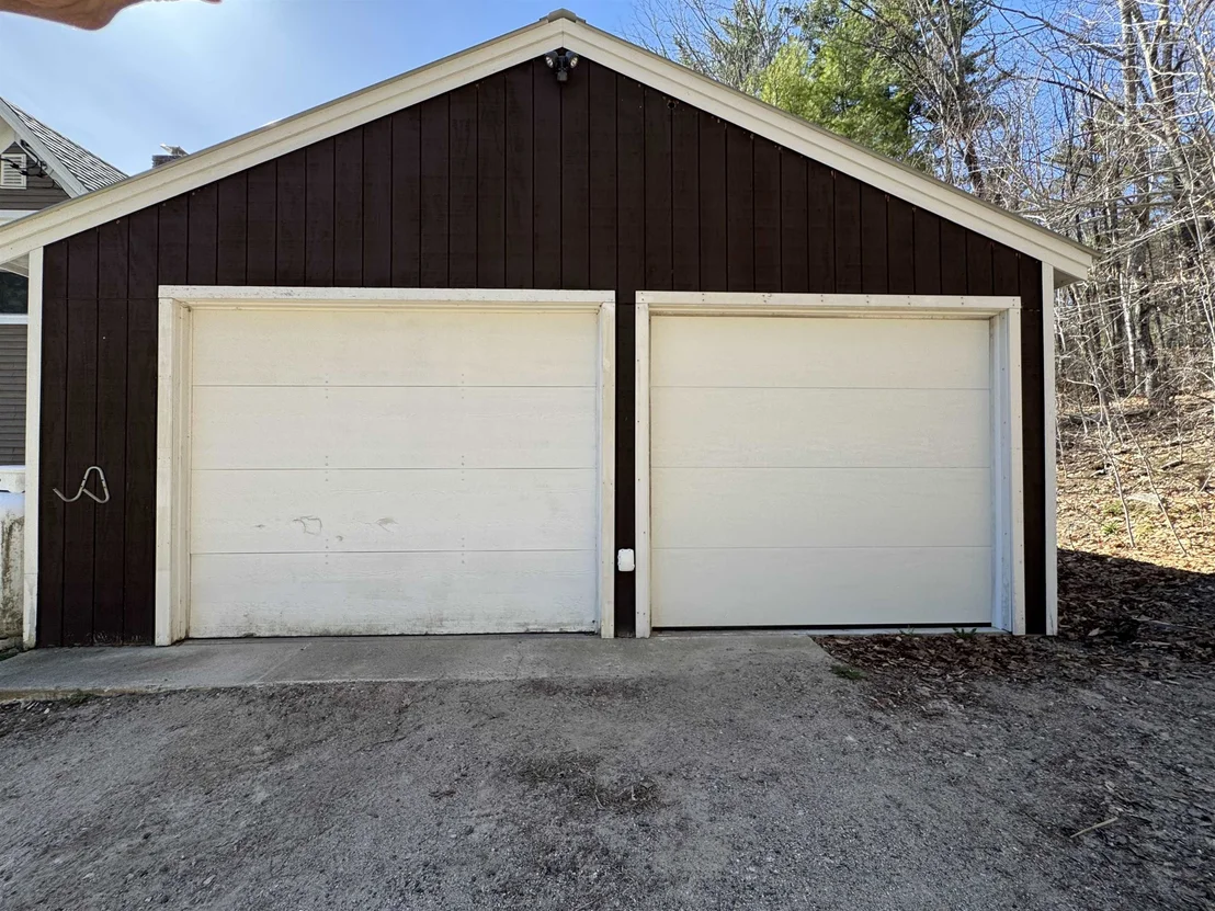 Photo of 424 Intervale Cross