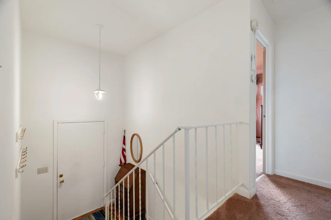 Photo of 28 Booth Woods