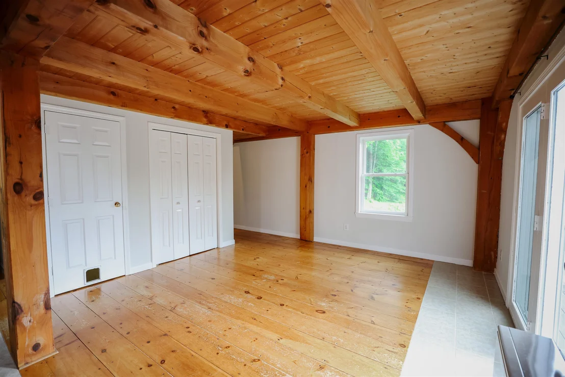 Photo of 570 Upper Meehan