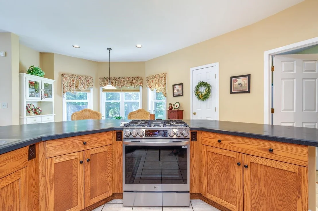 Photo of 14 Fieldstone