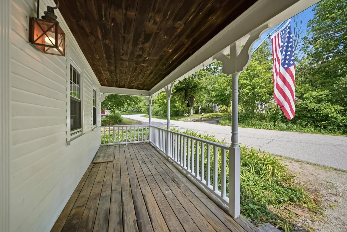 Photo of 60 Old Deerfield