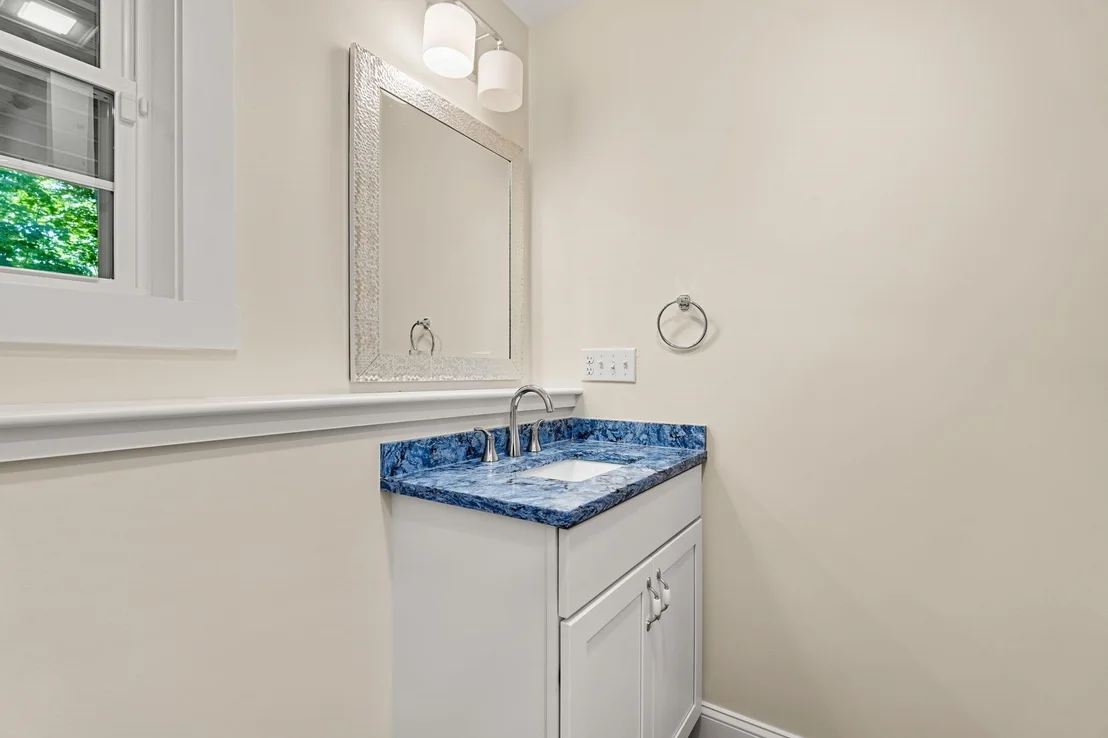 Photo of 15 Bartlett