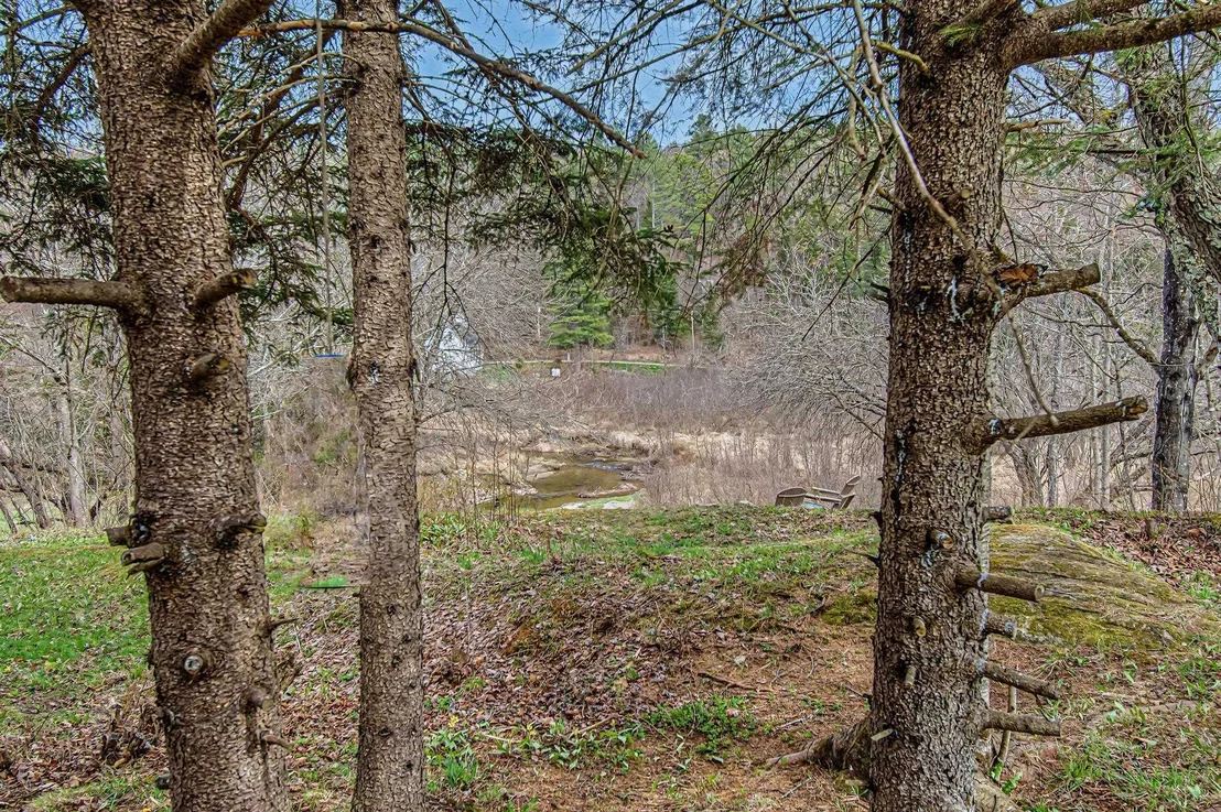 Photo of 2212 Symonds Mill