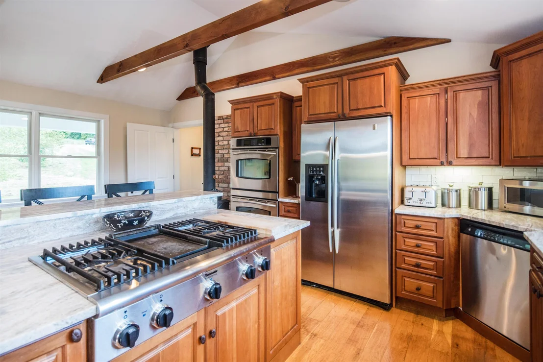 Photo of 3259 West Hill
