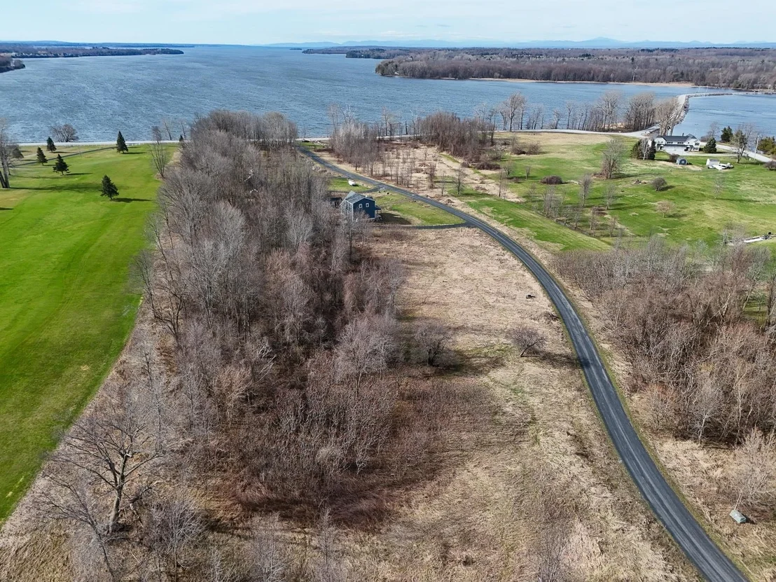 Photo of Unit LOT5 at 220 Terrapin