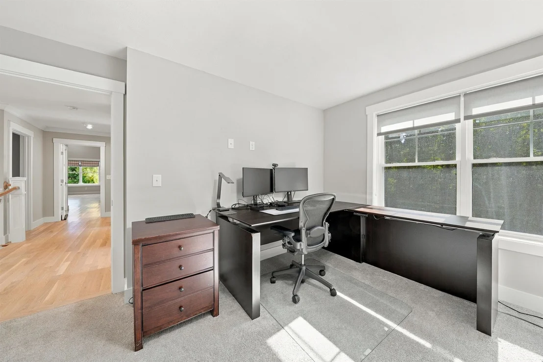 Photo of 141 Londonderry