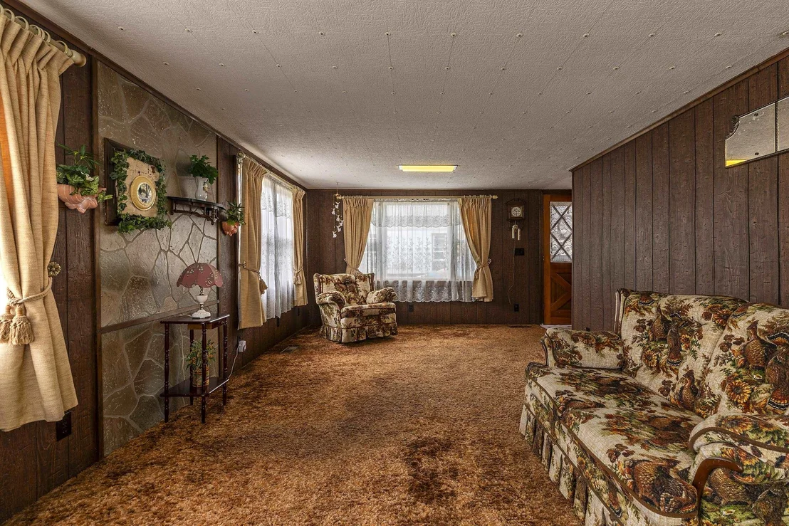 Photo of 842 Main