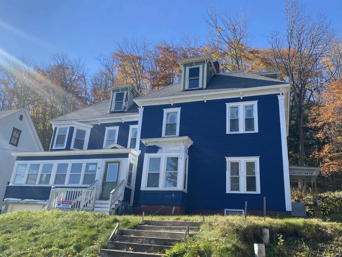 Photo of 101 Maple