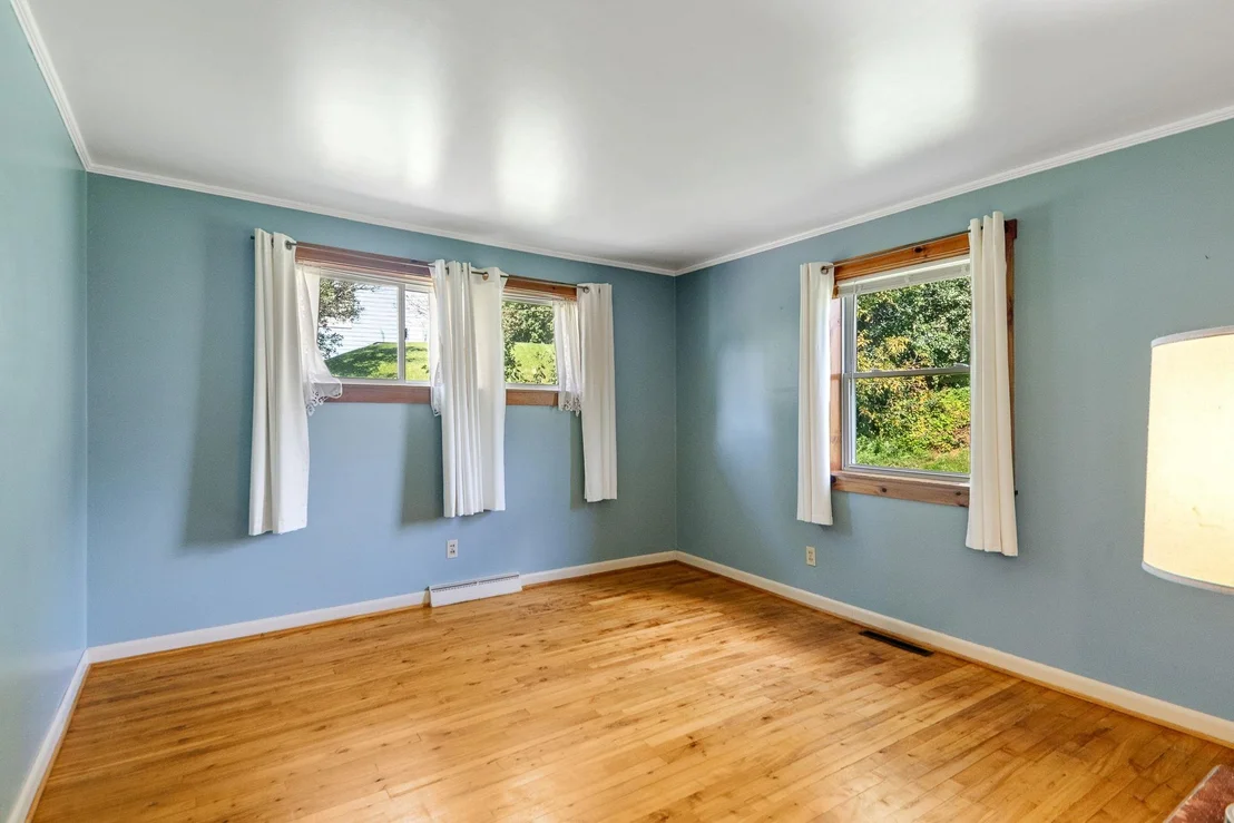 Photo of 12 Grandview