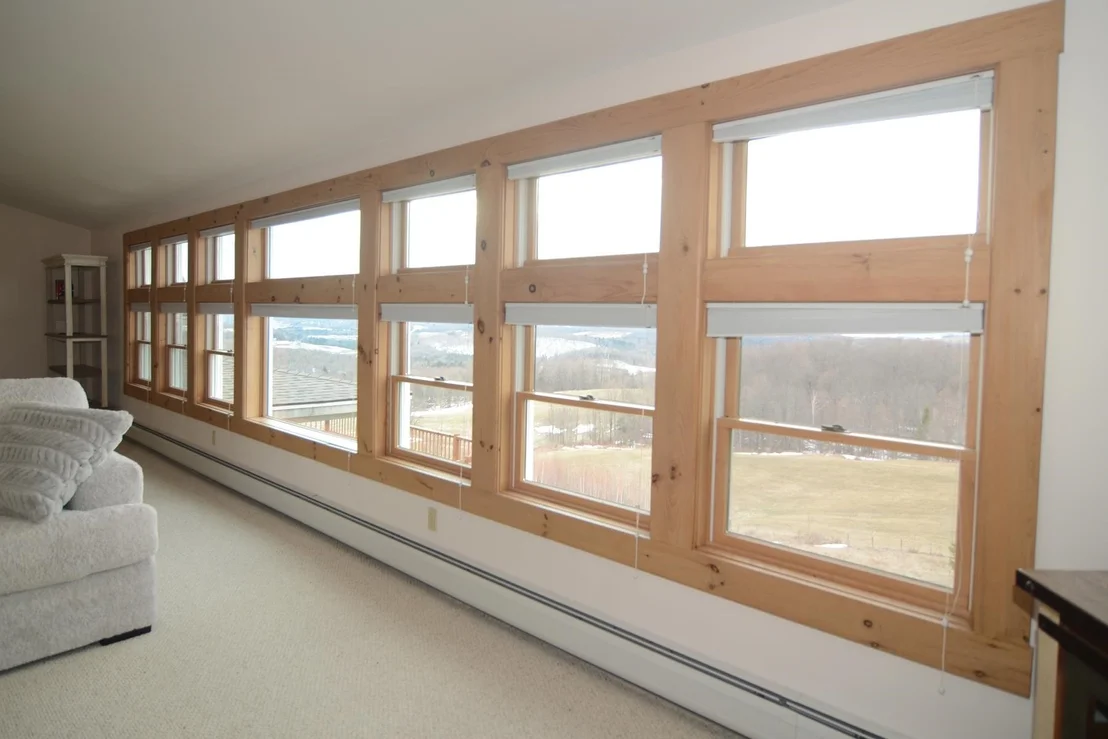 Photo of 734 Herrick
