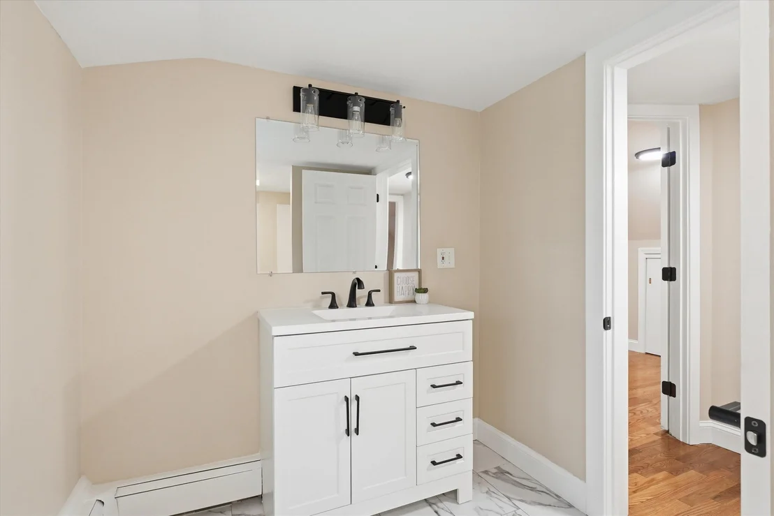 Photo of 293 Lawrence
