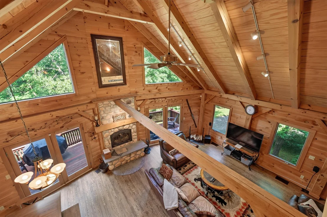 Photo of 858 Sheldon Hill
