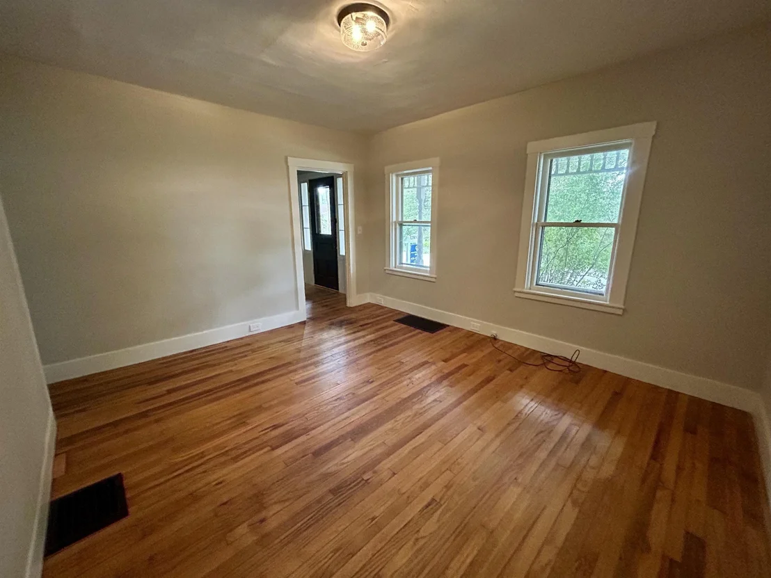 Photo of 91 Carroll