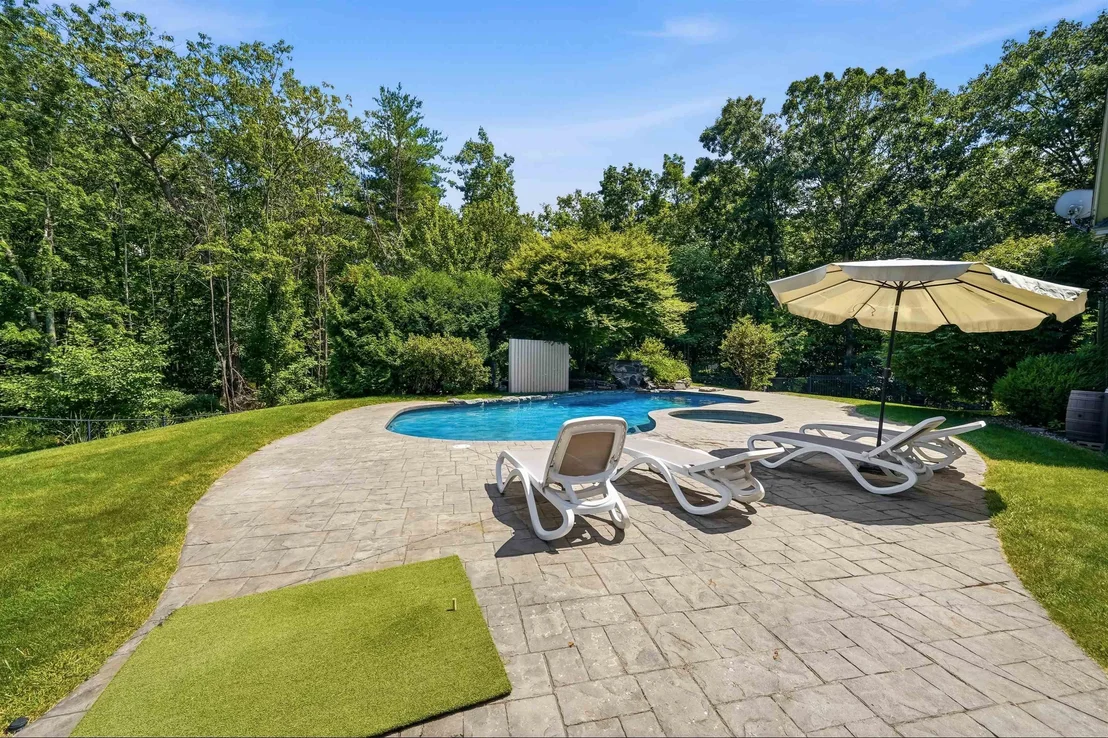 Photo of 5 Sherwood