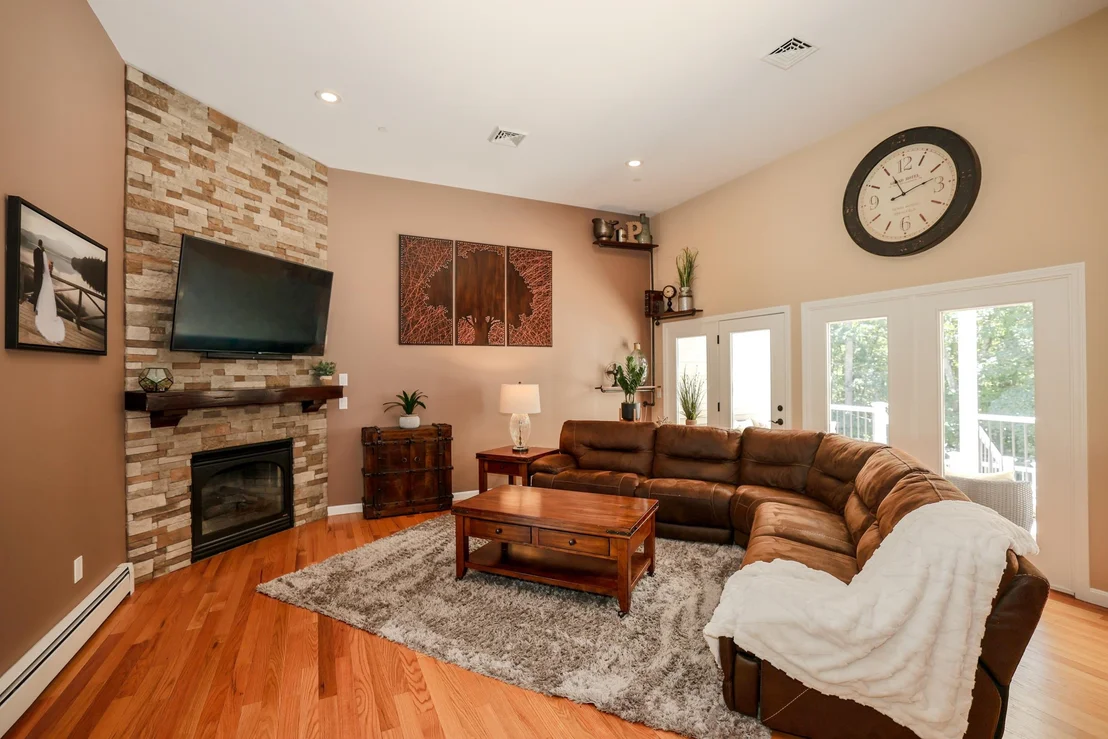 Photo of 21 Barberry