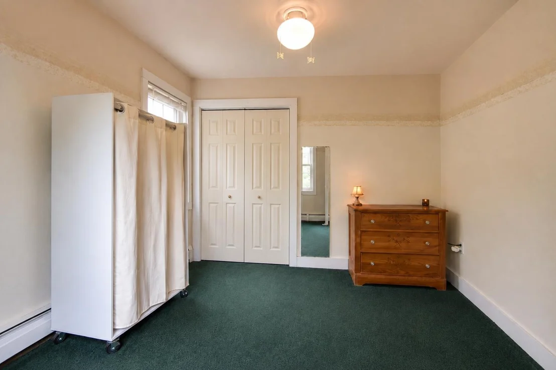 Photo of 60 Lyman