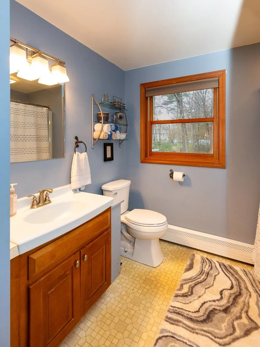 Photo of 8 Laurel