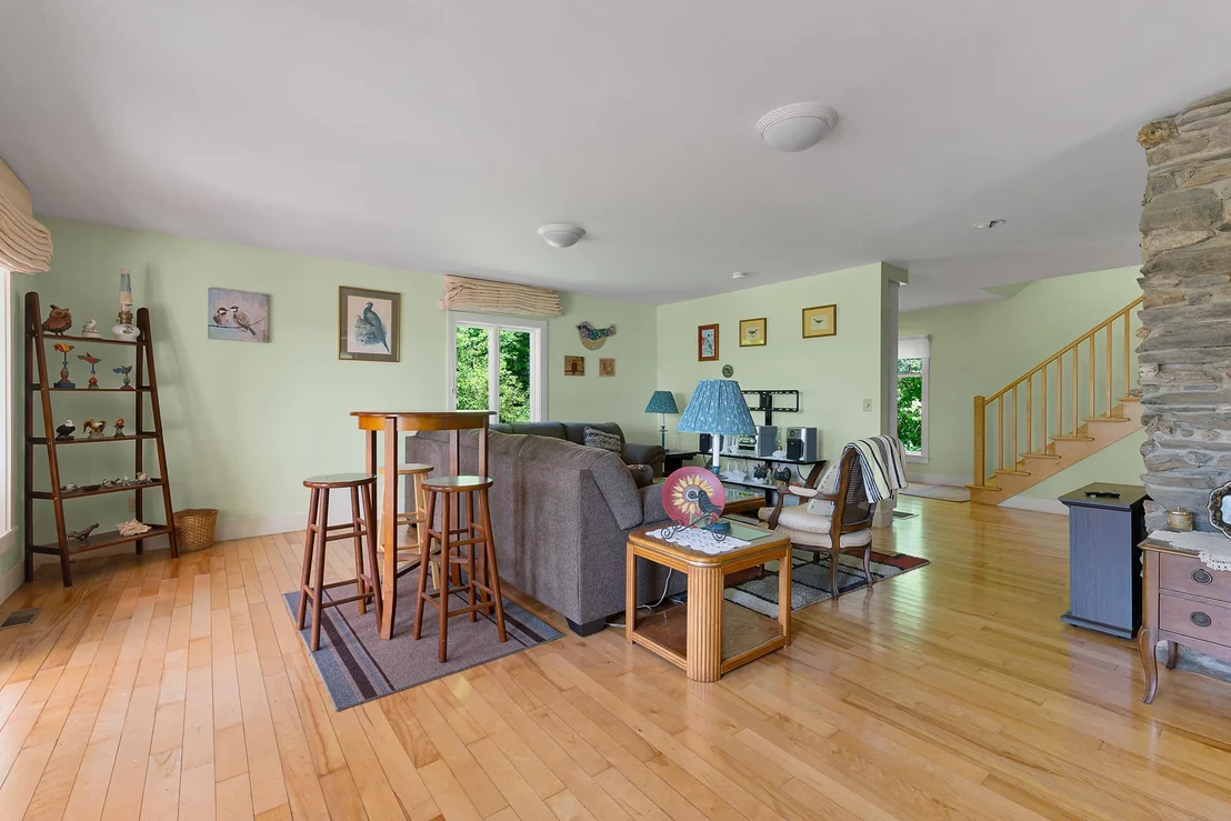 Photo of 1078 Brook