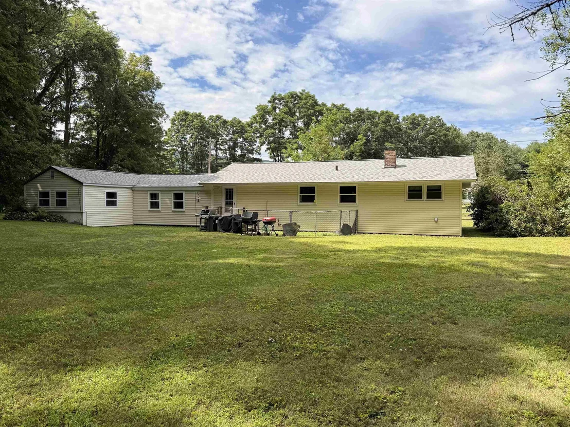 Photo of 759 Pond